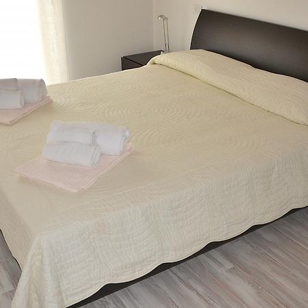 Residenza Alle Torri With Pool Torri Del Benaco Dış mekan fotoğraf