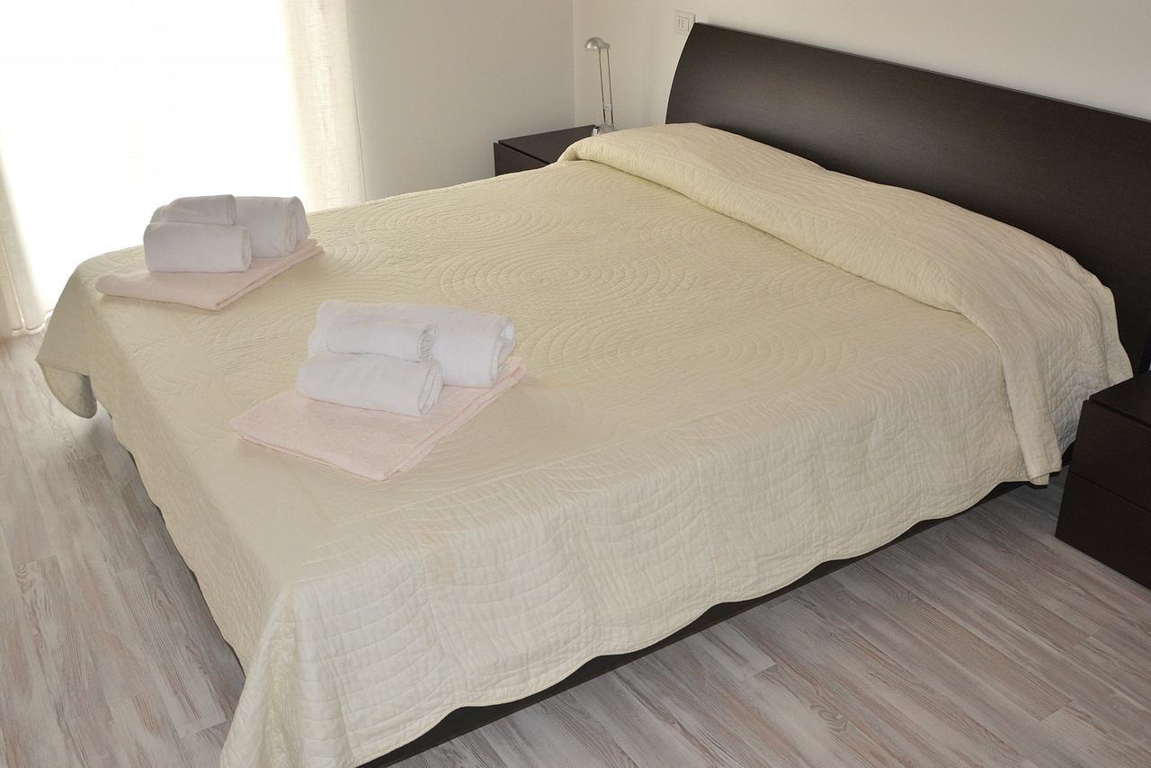 Residenza Alle Torri With Pool Torri Del Benaco Dış mekan fotoğraf