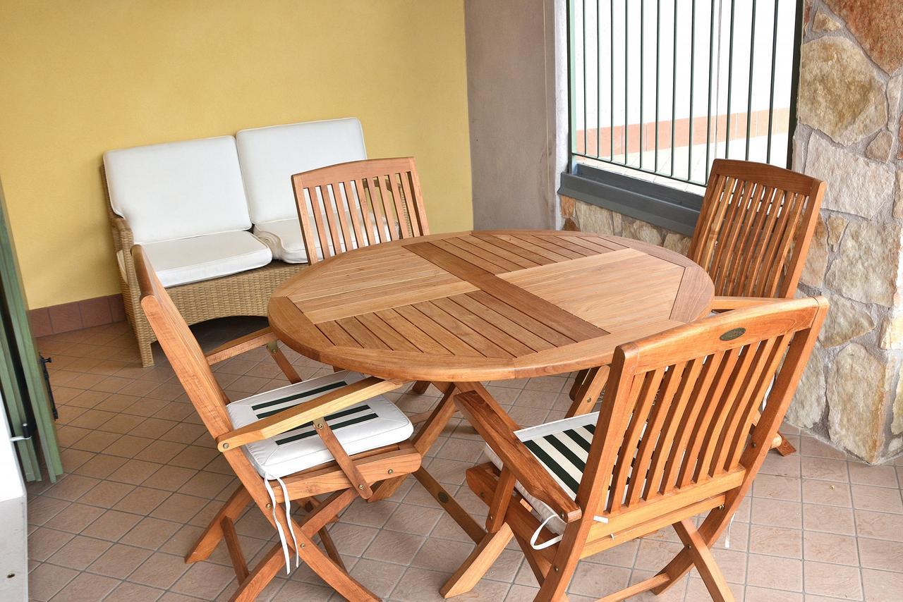 Residenza Alle Torri With Pool Torri Del Benaco Dış mekan fotoğraf